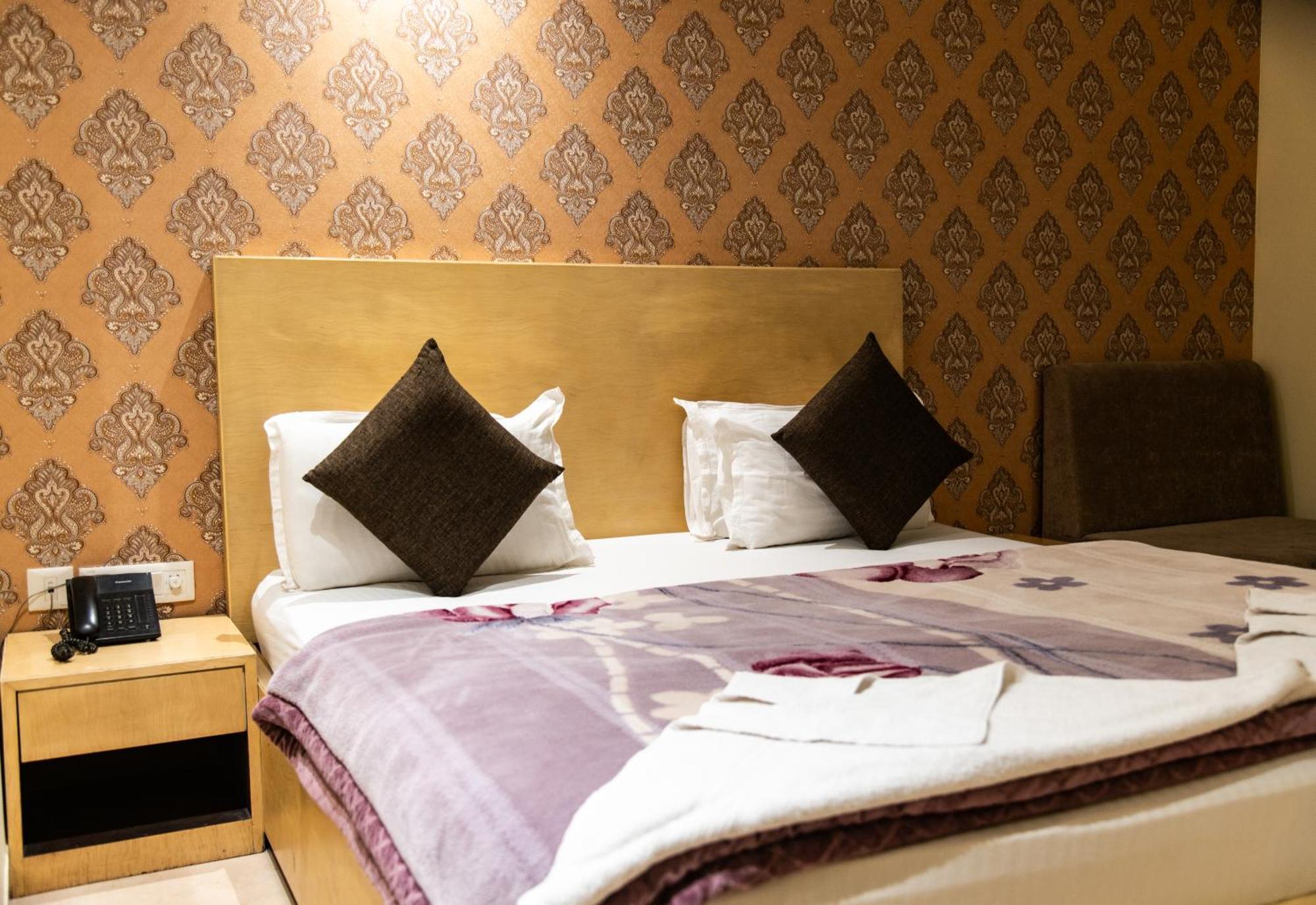 Mayur Hotel New Delhi Ngoại thất bức ảnh