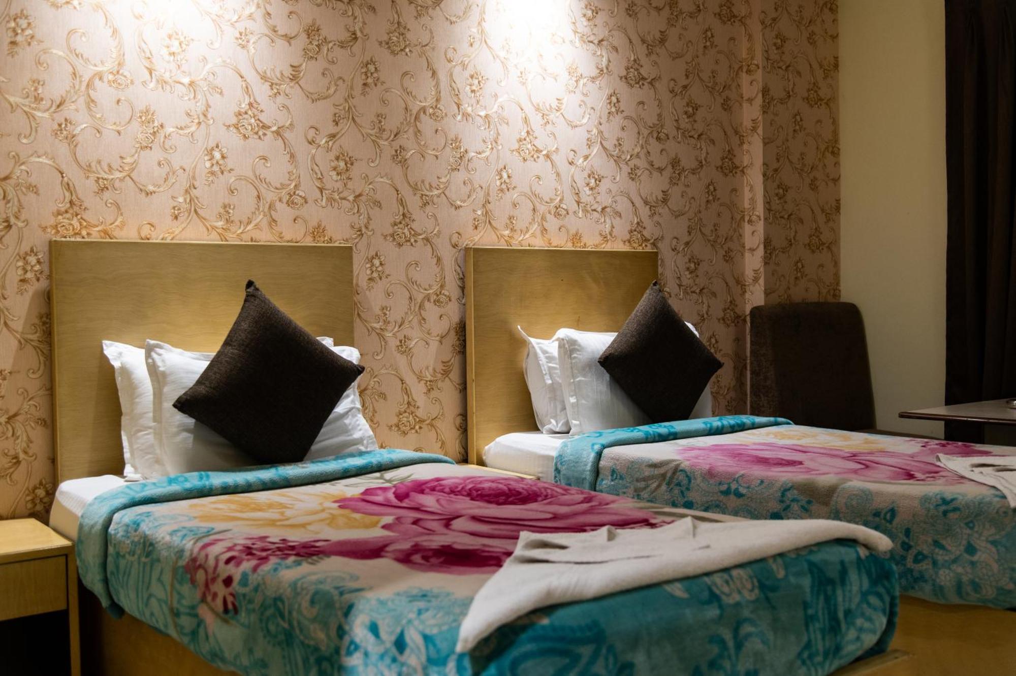 Mayur Hotel New Delhi Ngoại thất bức ảnh
