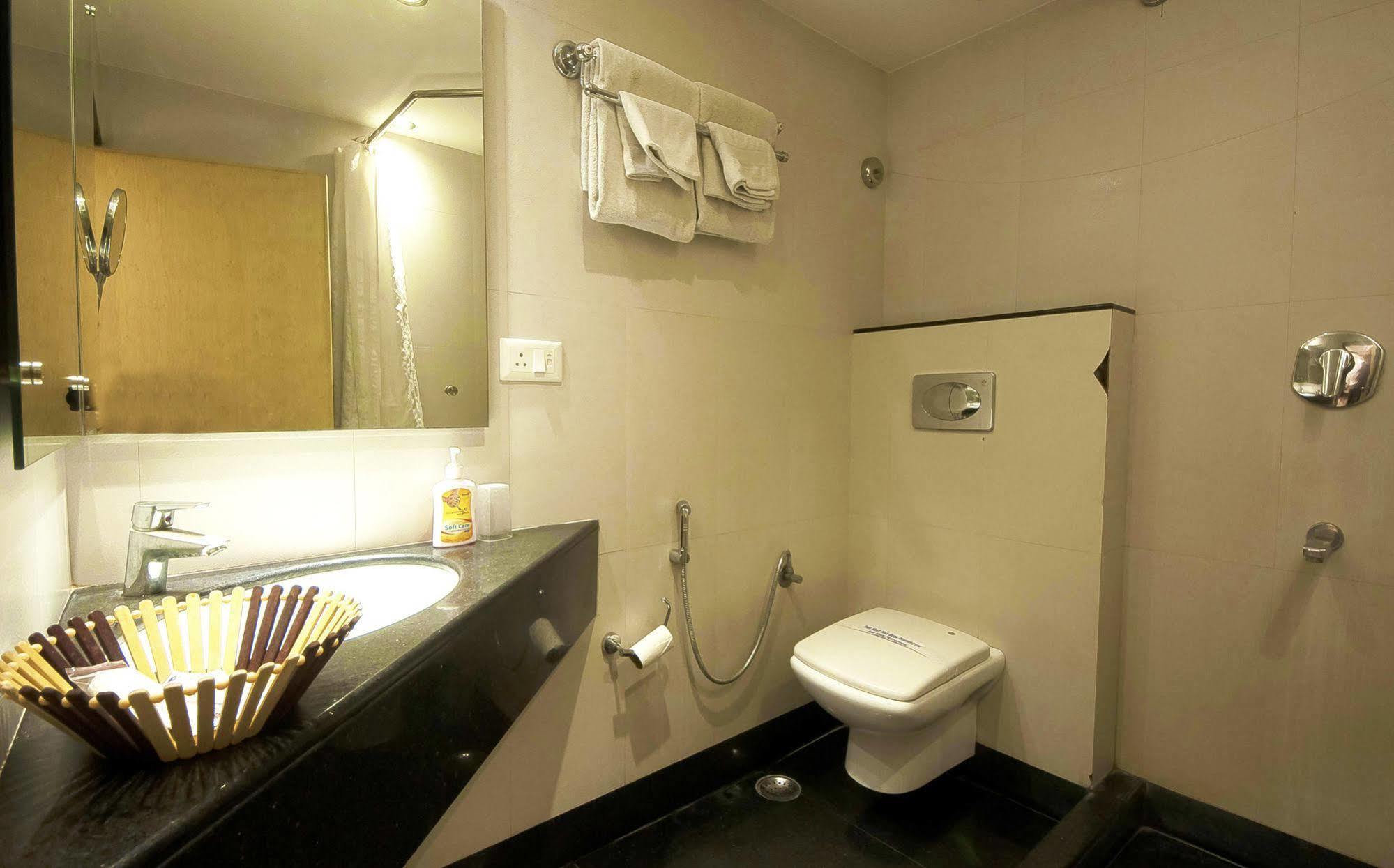 Mayur Hotel New Delhi Ngoại thất bức ảnh