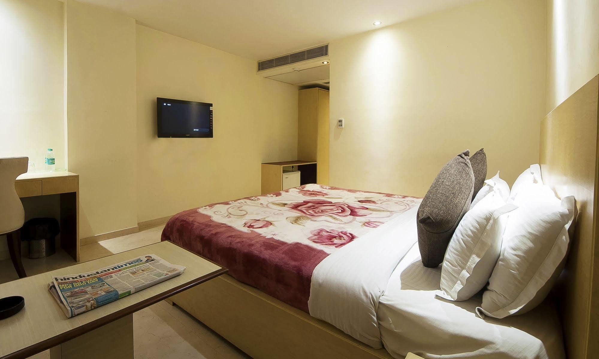 Mayur Hotel New Delhi Ngoại thất bức ảnh