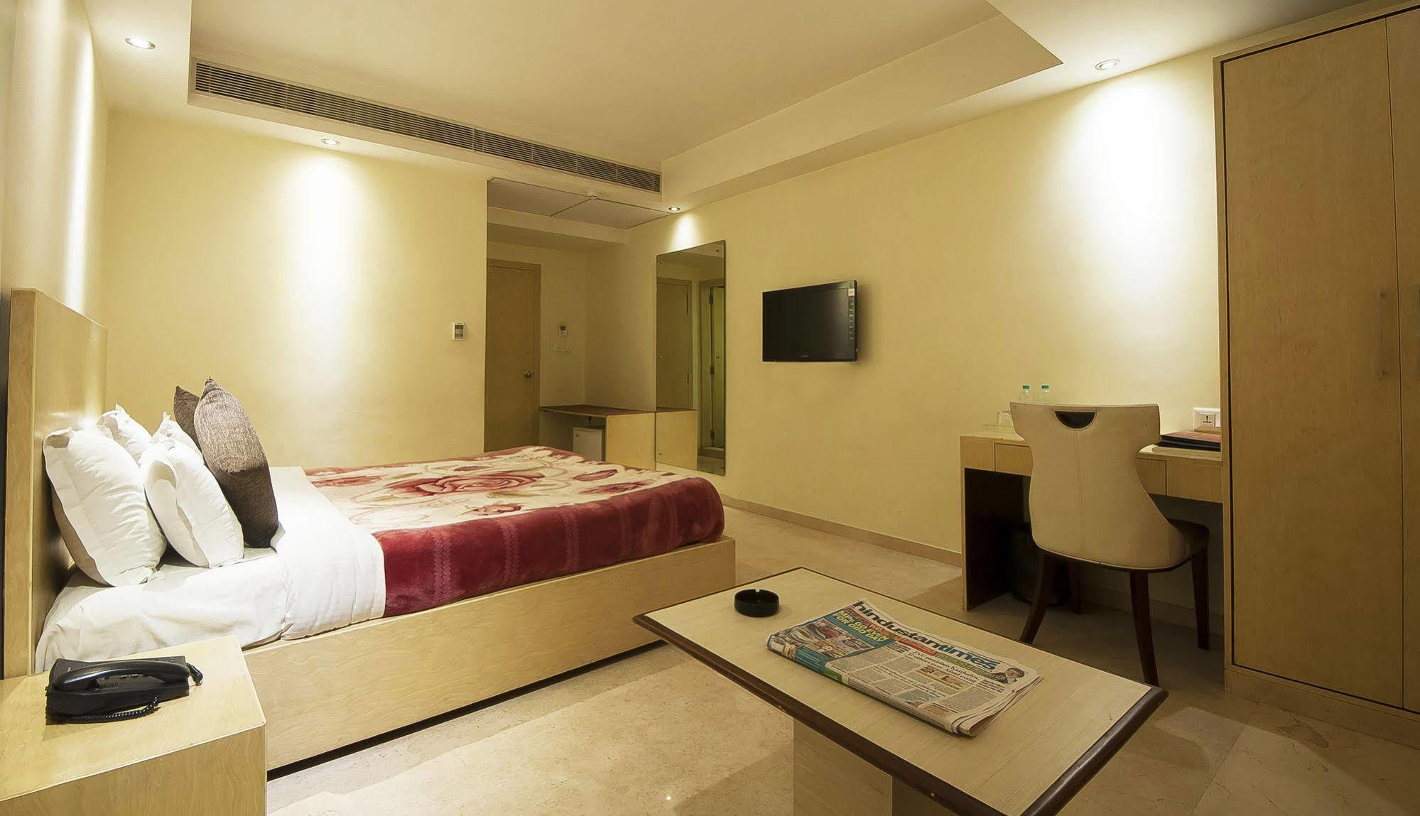 Mayur Hotel New Delhi Ngoại thất bức ảnh